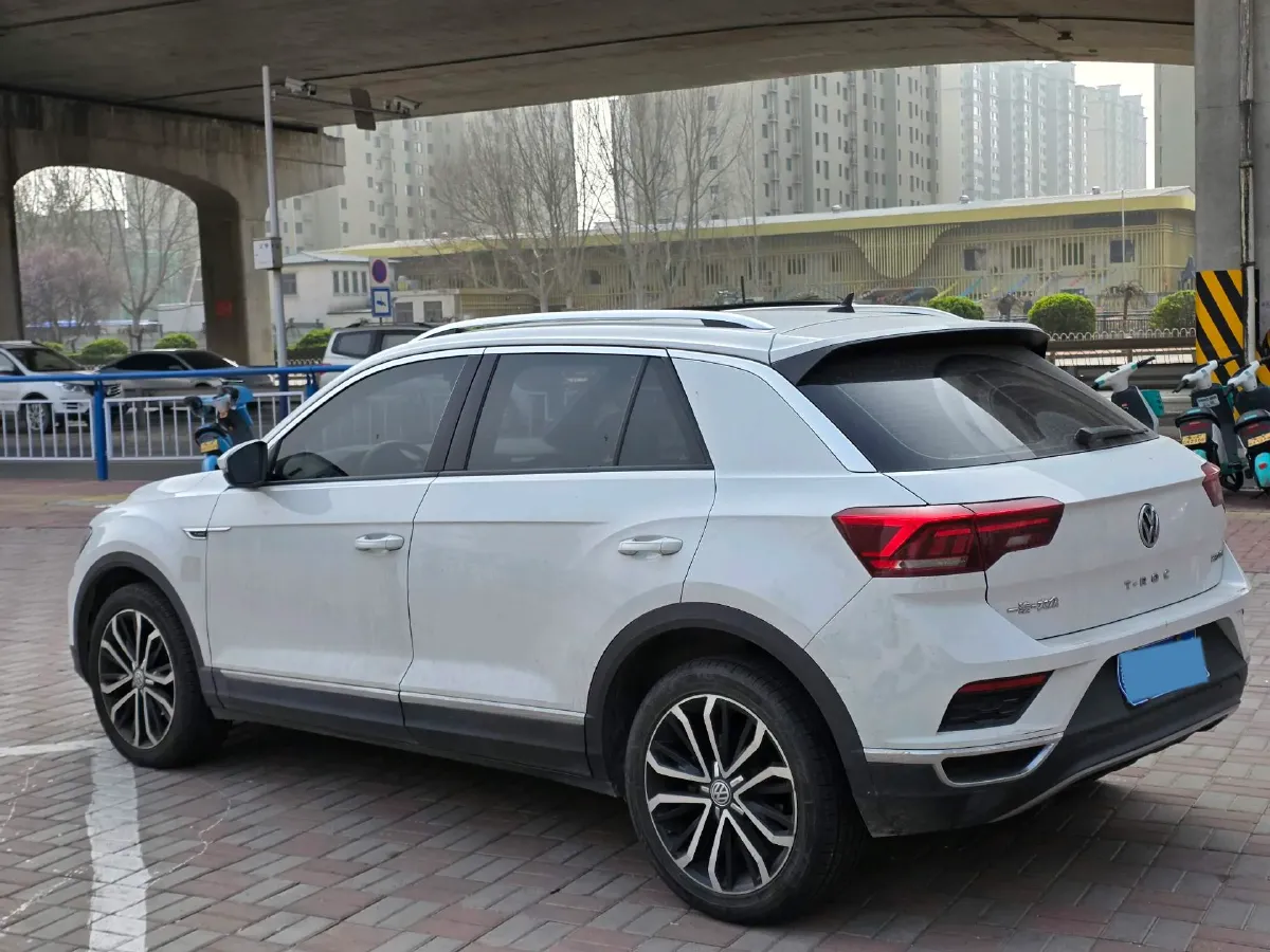 2019 Volkswagen T-Roc 1.4T 150HP L4 7DCT,autocango,china used car exporter,china ev exporter,chinese used car exporter,chinese used ev exporter