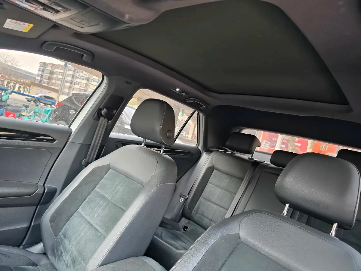 2019 Volkswagen T-Roc 1.4T 150HP L4 7DCT,autocango,china used car exporter,china ev exporter,chinese used car exporter,chinese used ev exporter