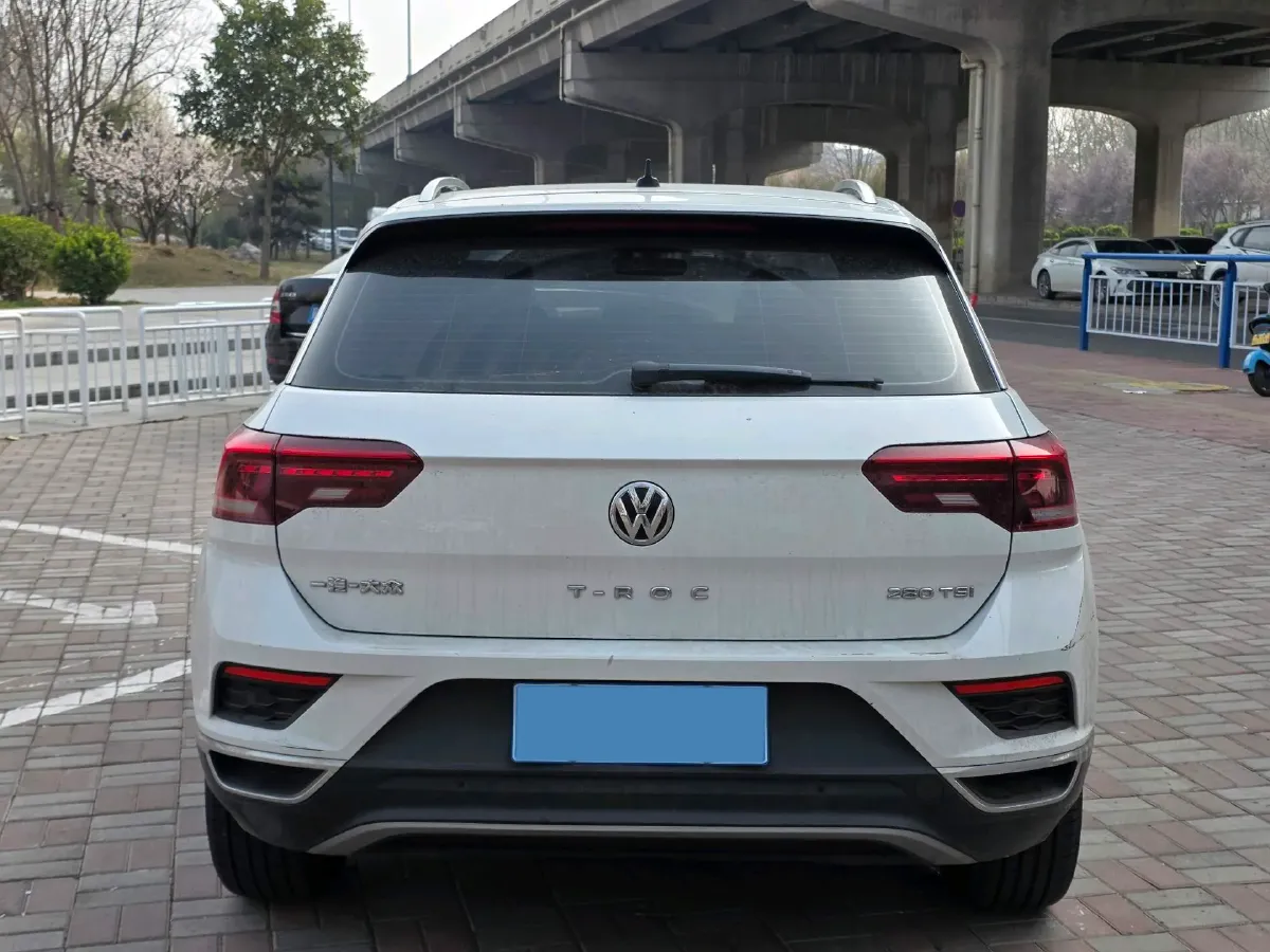 2019 Volkswagen T-Roc 1.4T 150HP L4 7DCT,autocango,china used car exporter,china ev exporter,chinese used car exporter,chinese used ev exporter