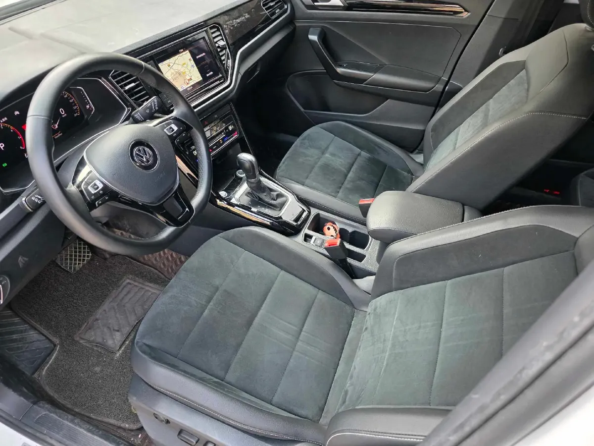 2019 Volkswagen T-Roc 1.4T 150HP L4 7DCT,autocango,china used car exporter,china ev exporter,chinese used car exporter,chinese used ev exporter