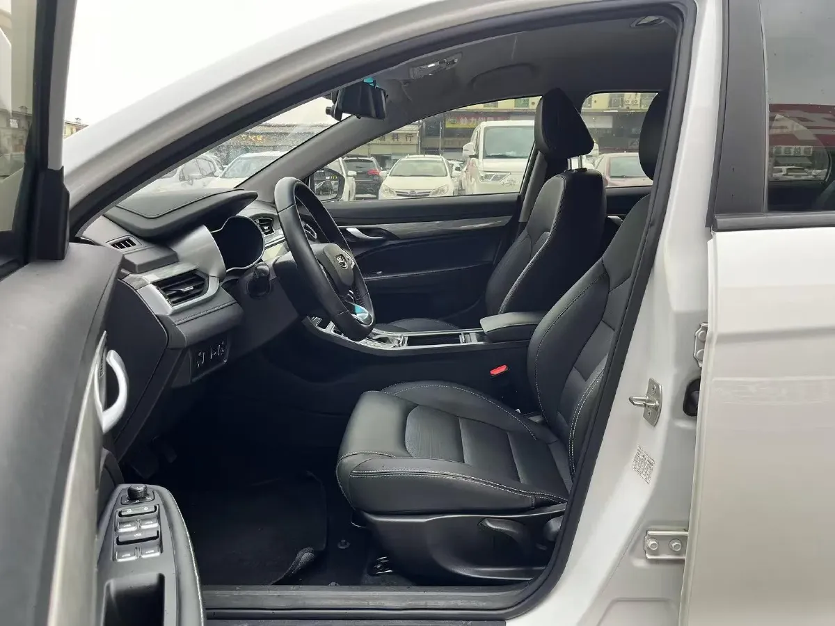 2019 Geely Emgrand 1.5L 109HP L4 CVT,autocango,china used car exporter,china ev exporter,chinese used car exporter,chinese used ev exporter