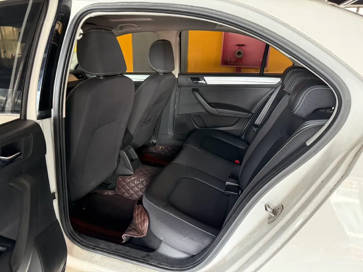 2020 Skoda Rapid 1.5L 112HP L4 6AT,autocango,china used car exporter,china ev exporter,chinese used car exporter,chinese used ev exporter