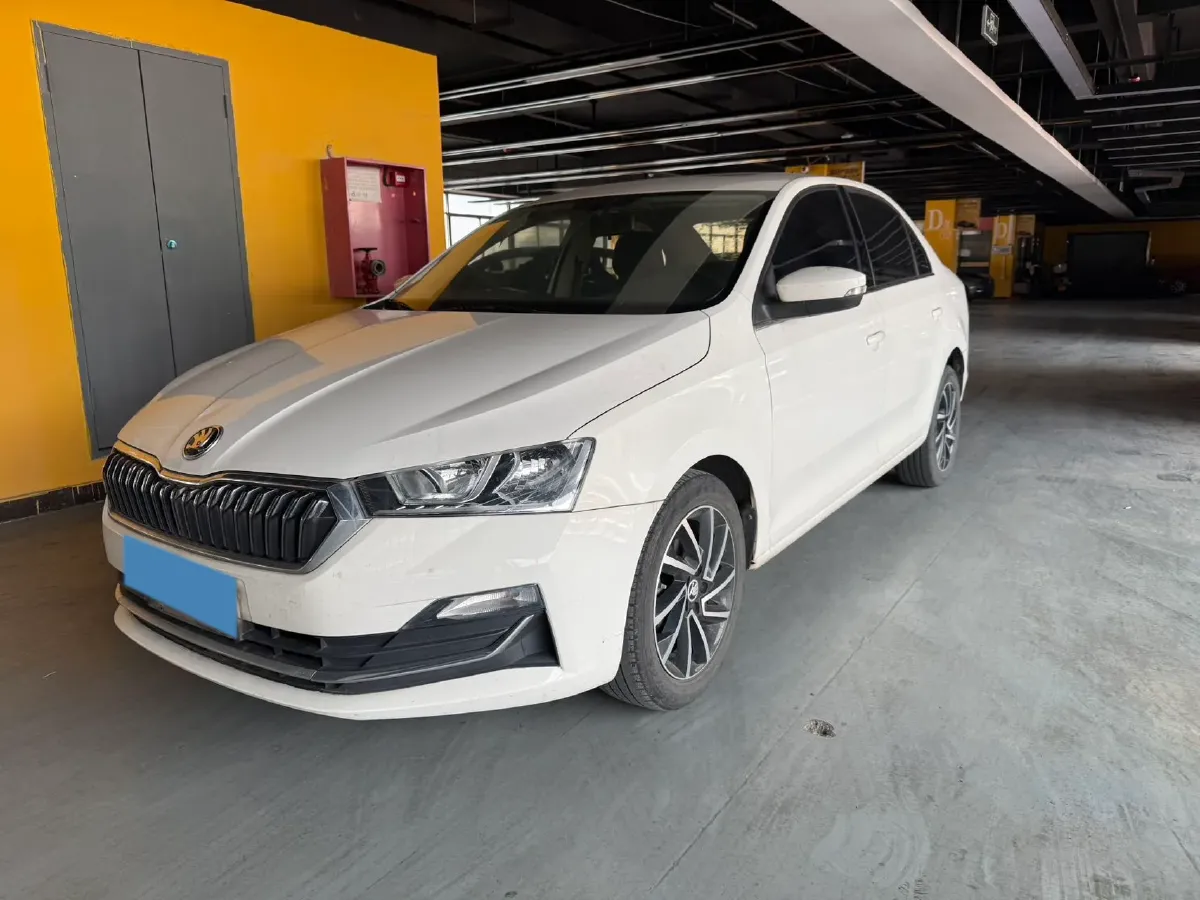 2020 Skoda Rapid 1.5L 112HP L4 6AT,autocango,china used car exporter,china ev exporter,chinese used car exporter,chinese used ev exporter
