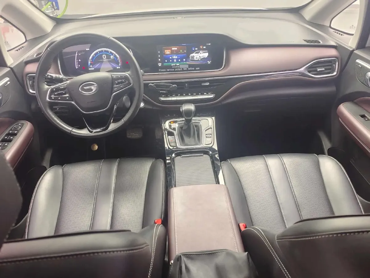 2021 GAC Trumpchi M6 1.5T 169HP L4 7DCT,autocango,china used car exporter,china ev exporter,chinese used car exporter,chinese used ev exporter