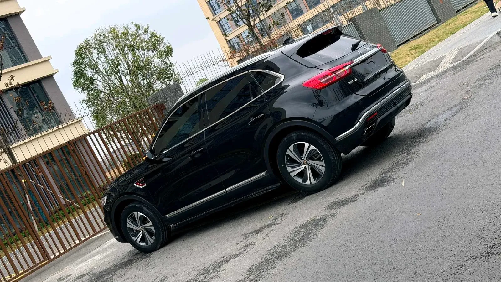 2019 HongQi HS5 2.0T 224HP L4 6AT,autocango,china used car exporter,china ev exporter,chinese used car exporter,chinese used ev exporter