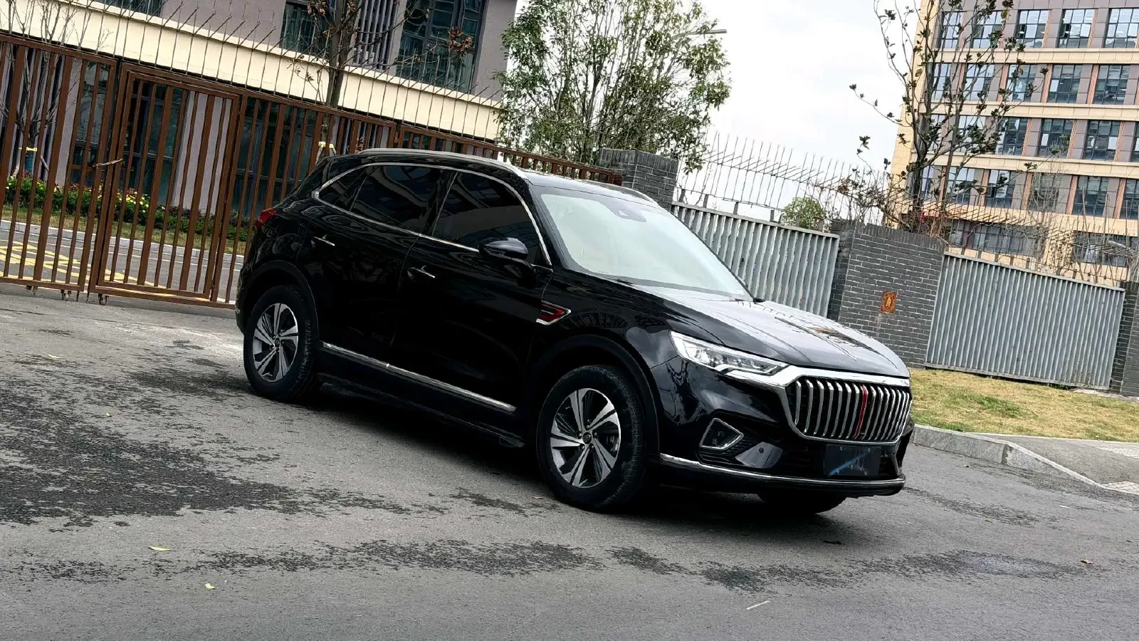 2019 HongQi HS5 2.0T 224HP L4 6AT,autocango,china used car exporter,china ev exporter,chinese used car exporter,chinese used ev exporter