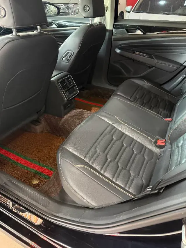 2020 Volkswagen Passat 2.0T 186HP L4 7DCT,autocango,china used car exporter,china ev exporter,chinese used car exporter,chinese used ev exporter