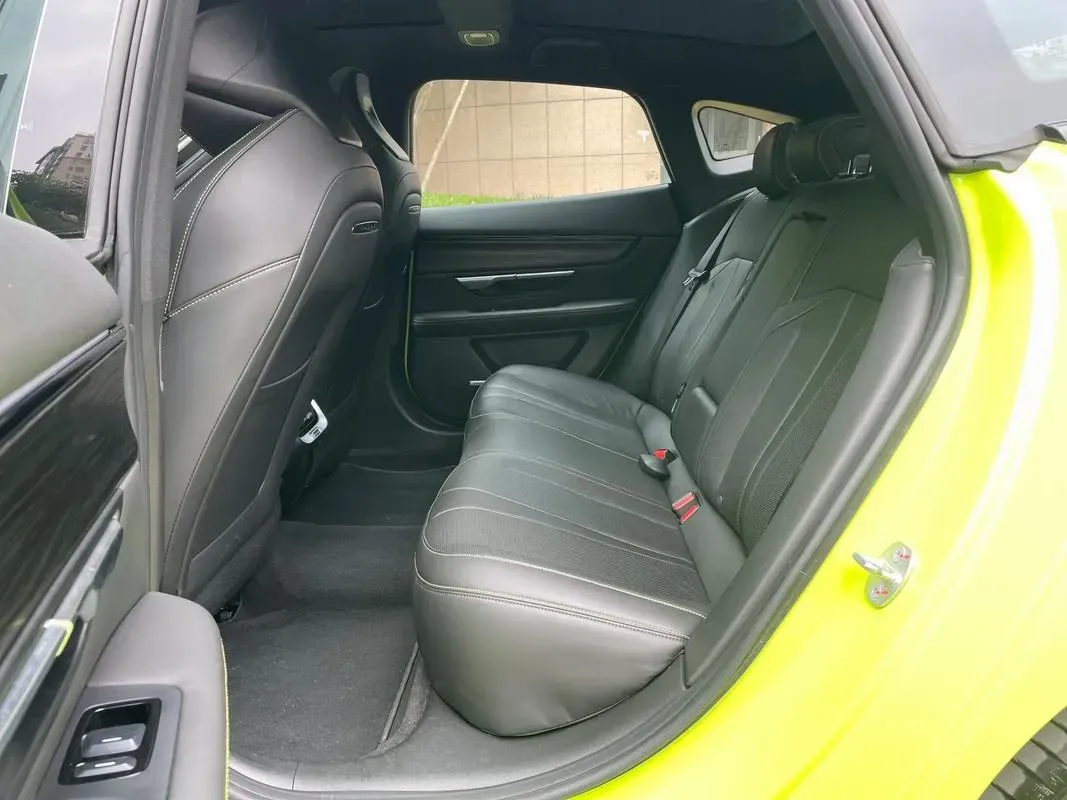 2021 Xpeng P7 BEV 83.1KWH,autocango,china used car exporter,china ev exporter,chinese used car exporter,chinese used ev exporter