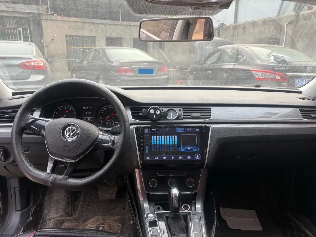 2017 Volkswagen Passat 1.8T 180HP L4 7DCT,autocango,china used car exporter,china ev exporter,chinese used car exporter,chinese used ev exporter