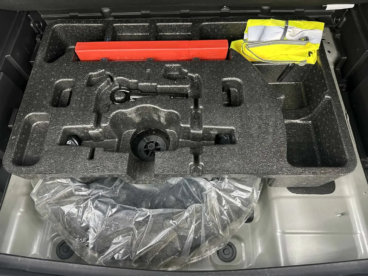 2022 ChangAn CS35 Plus 1.4T 160HP L4 7DCT,autocango,china used car exporter,china ev exporter,chinese used car exporter,chinese used ev exporter