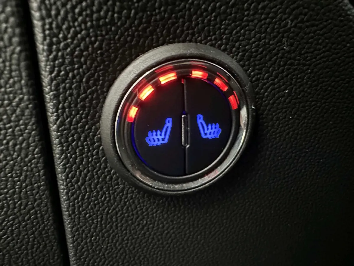 2022 ChangAn CS35 Plus 1.4T 160HP L4 7DCT,autocango,china used car exporter,china ev exporter,chinese used car exporter,chinese used ev exporter