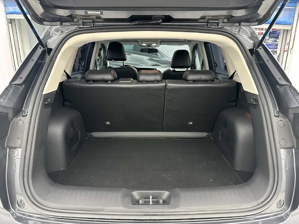 2022 ChangAn CS35 Plus 1.4T 160HP L4 7DCT,autocango,china used car exporter,china ev exporter,chinese used car exporter,chinese used ev exporter