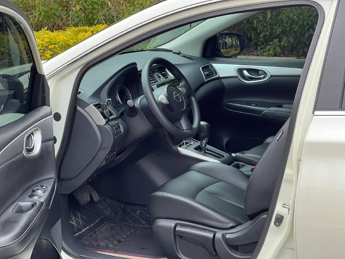 2022 Nissan Sylphy 1.6L 122HP L4 5MT,autocango,china used car exporter,china ev exporter,chinese used car exporter,chinese used ev exporter