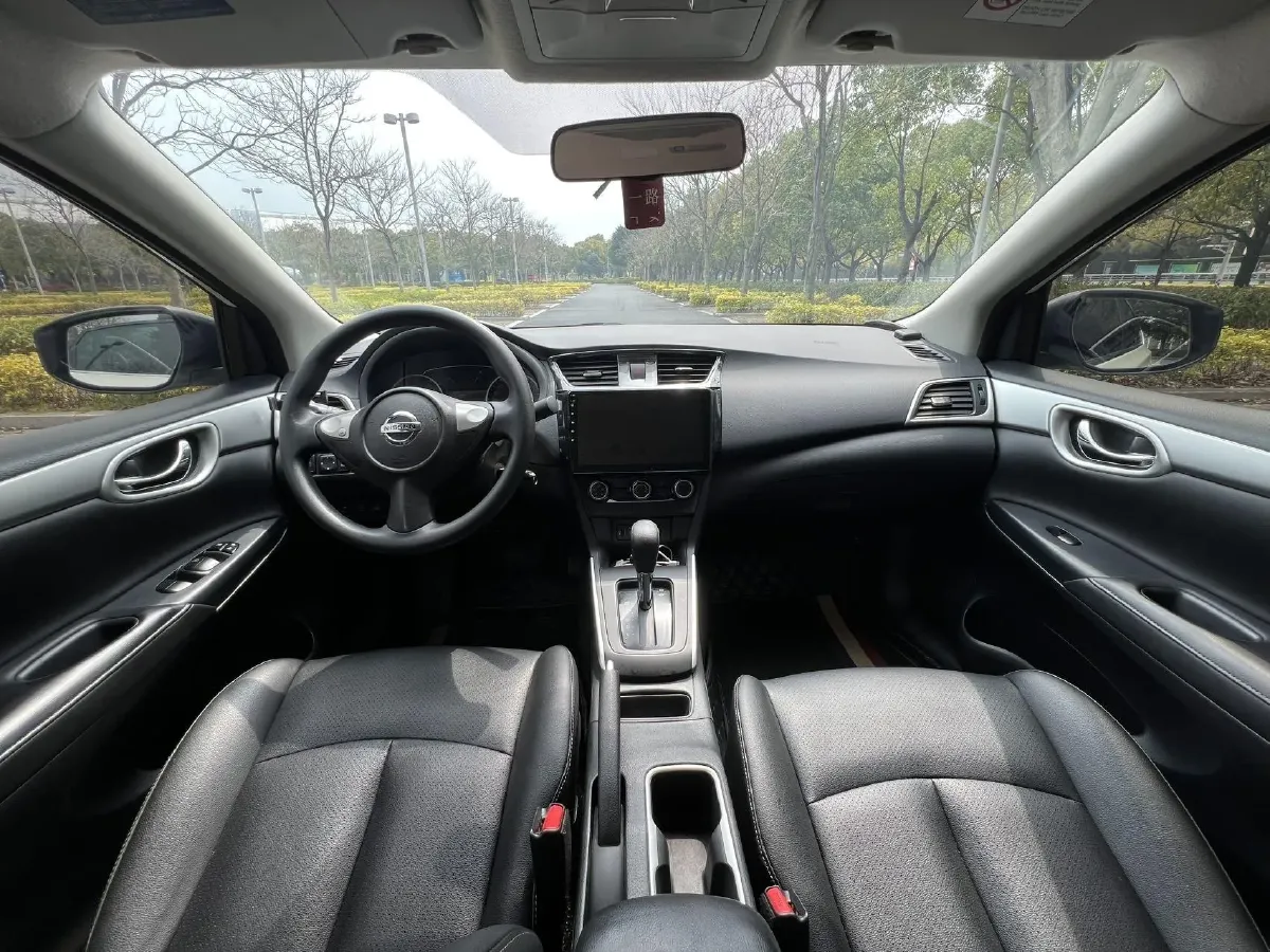 2022 Nissan Sylphy 1.6L 122HP L4 5MT,autocango,china used car exporter,china ev exporter,chinese used car exporter,chinese used ev exporter