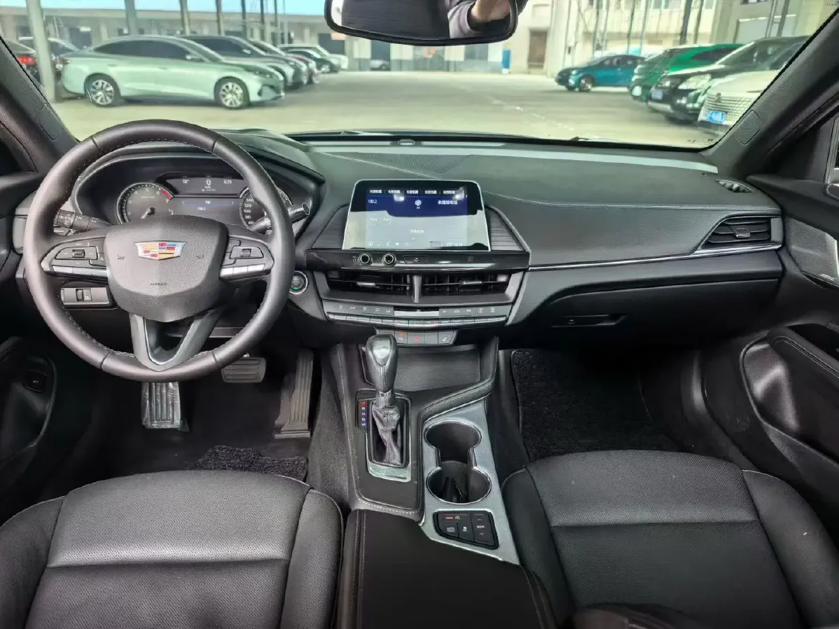 2021 Cadillac CT4 2.0T 237HP L4 8AT,autocango,china used car exporter,china ev exporter,chinese used car exporter,chinese used ev exporter