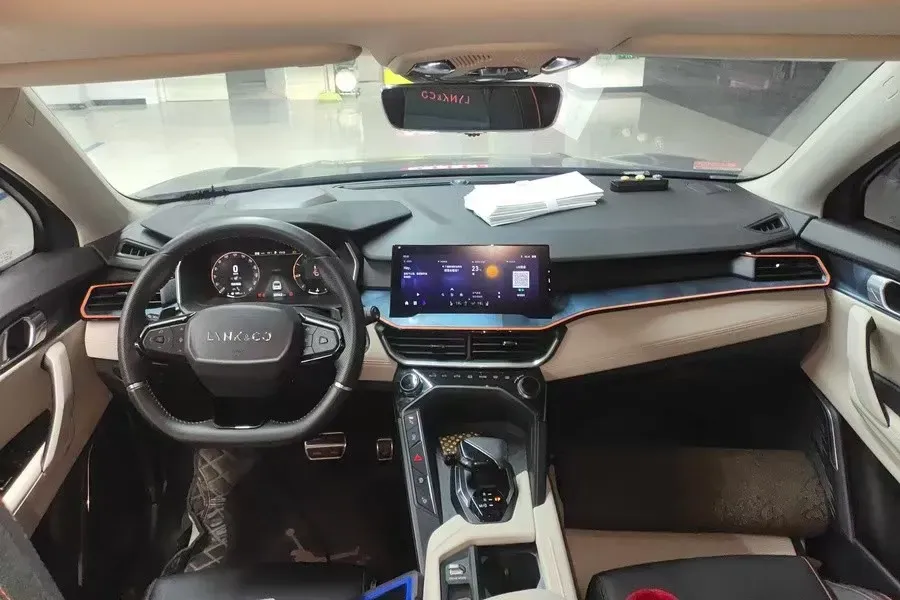 2020 LYNK&CO 06 1.5T 177HP L3 7DCT,autocango,china used car exporter,china ev exporter,chinese used car exporter,chinese used ev exporter