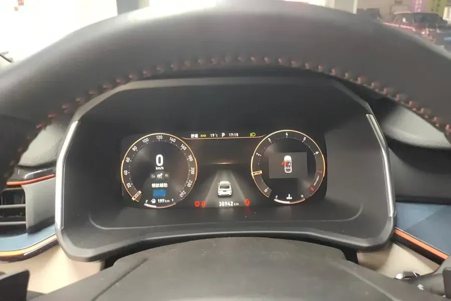 2020 LYNK&CO 06 1.5T 177HP L3 7DCT,autocango,china used car exporter,china ev exporter,chinese used car exporter,chinese used ev exporter