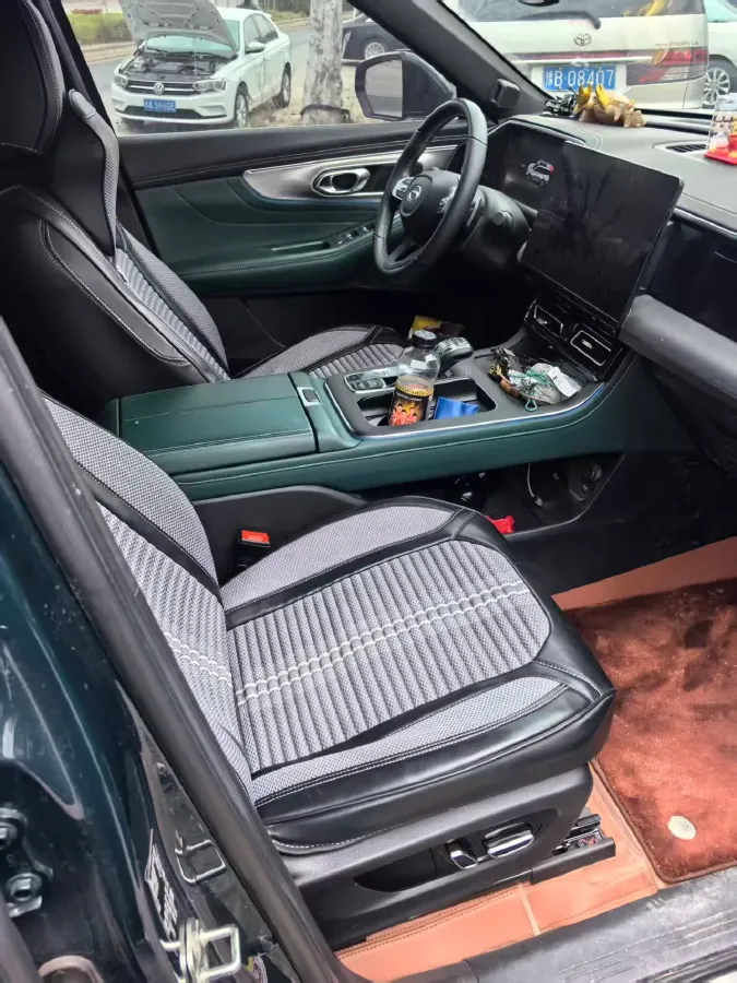 2022 GAC Trumpchi GS8 2.0T 252HP L4 8AT,autocango,china used car exporter,china ev exporter,chinese used car exporter,chinese used ev exporter