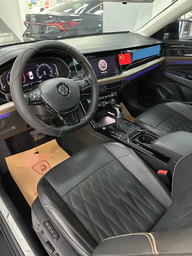 2019 Volvo V40 1.5T 152HP L4 6AT,autocango,china used car exporter,china ev exporter,chinese used car exporter,chinese used ev exporter