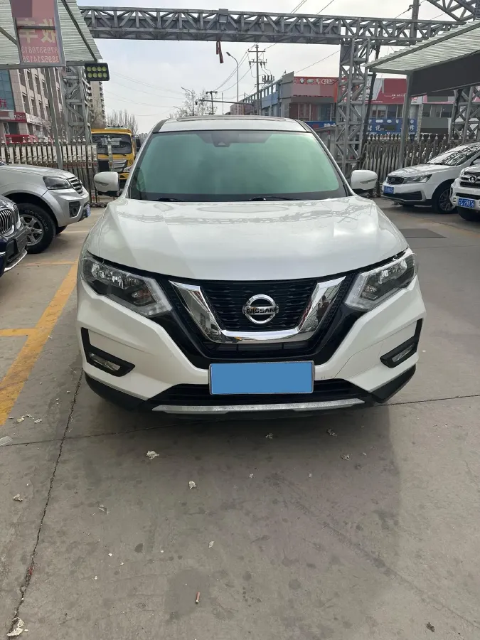 2020 Nissan X-Trail 2.0L 154HP L4 CVT,autocango,china used car exporter,china ev exporter,chinese used car exporter,chinese used ev exporter