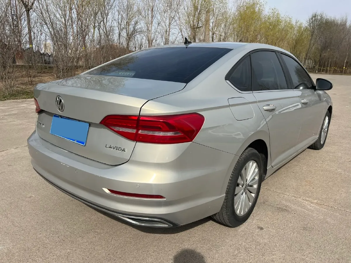 2018 Volkswagen Lavida 1.2T 116HP L4 7DCT,autocango,china used car exporter,china ev exporter,chinese used car exporter,chinese used ev exporter