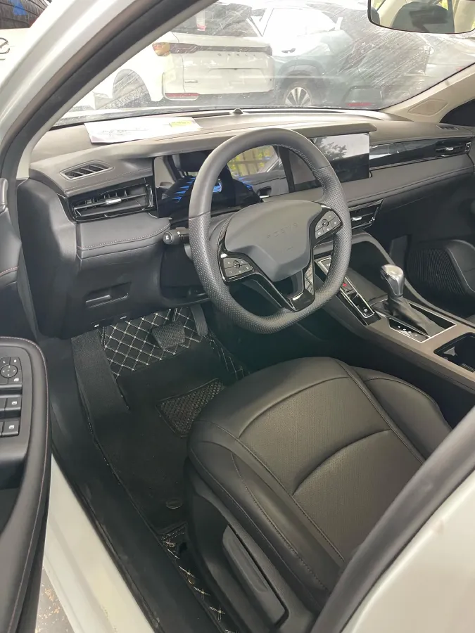 2023 Roewe i5 1.5L 129HP L4 CVT,autocango,china used car exporter,china ev exporter,chinese used car exporter,chinese used ev exporter