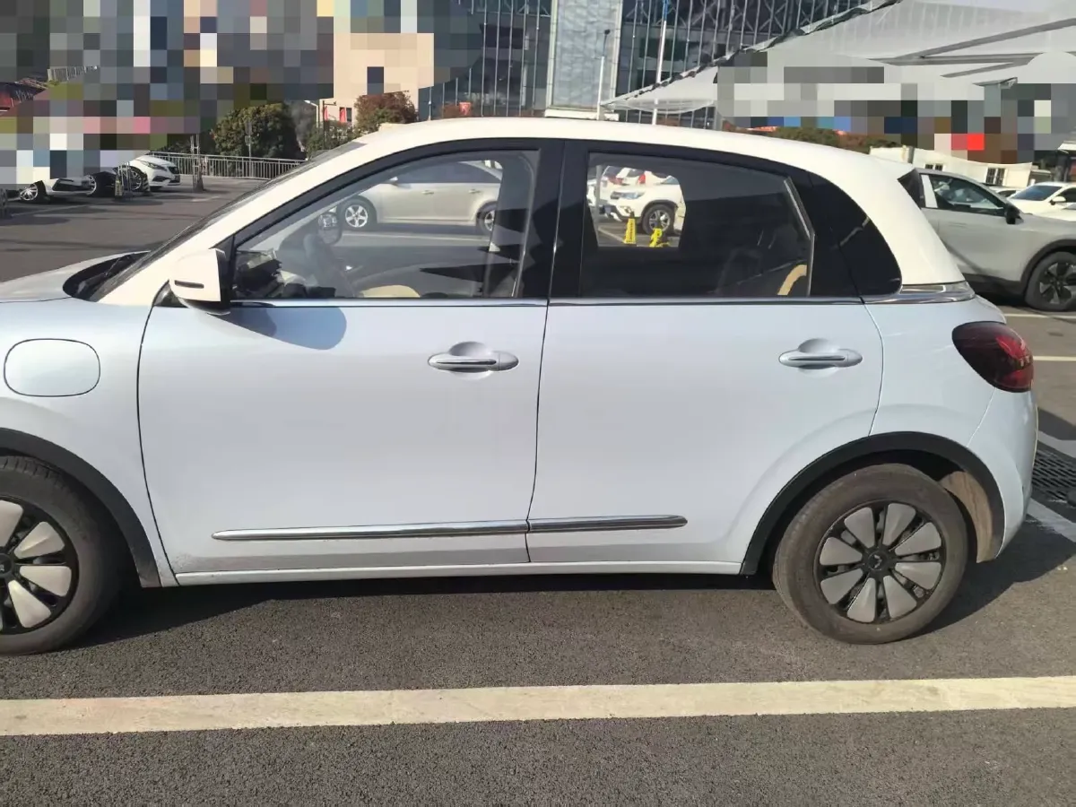 2023 WuLing BinGuo BEV 37.9KWH,autocango,china used car exporter,china ev exporter,chinese used car exporter,chinese used ev exporter