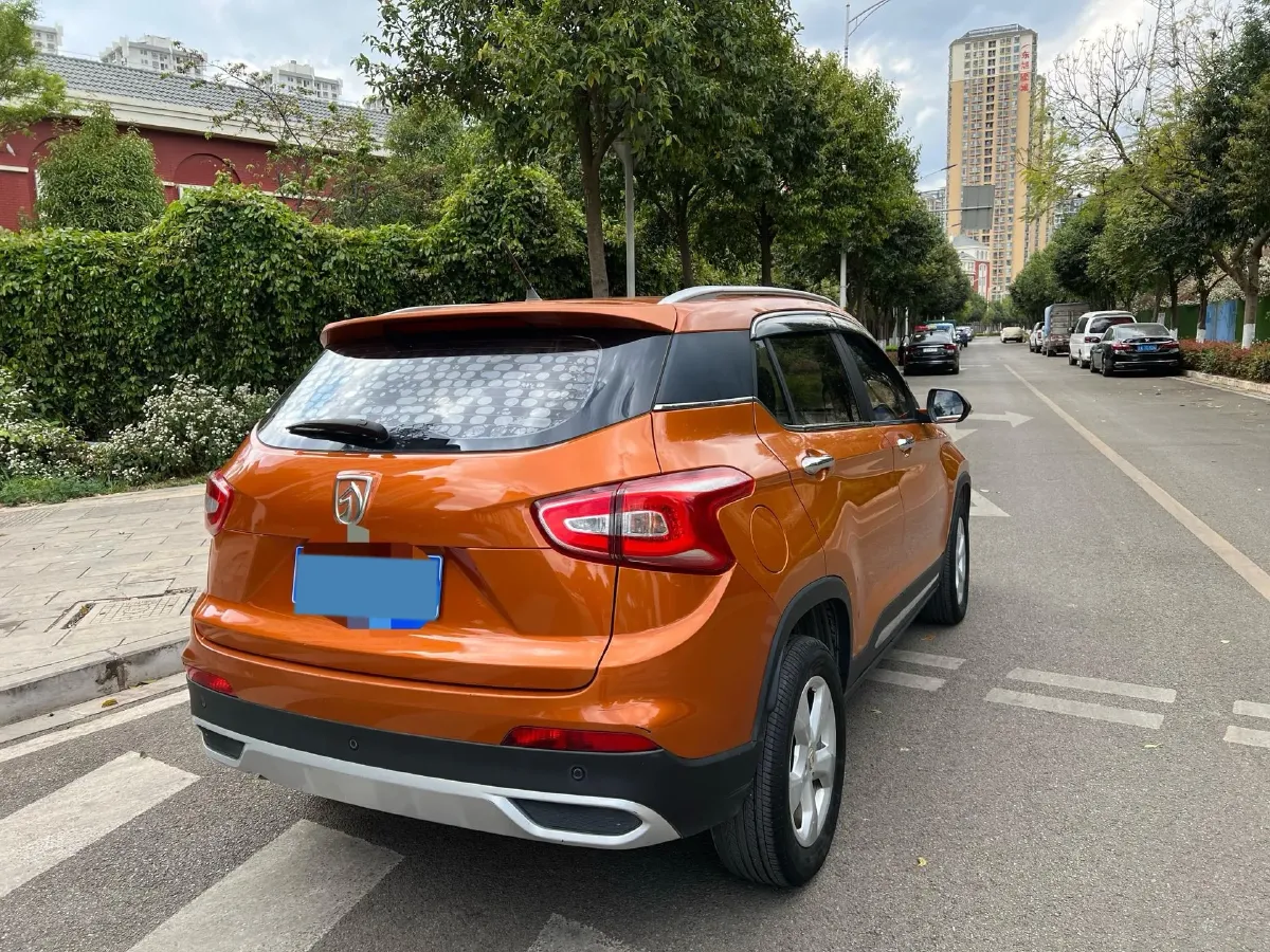 2017 BaoJun 310W 1.5L 105HP L4 6MT,autocango,china used car exporter,china ev exporter,chinese used car exporter,chinese used ev exporter