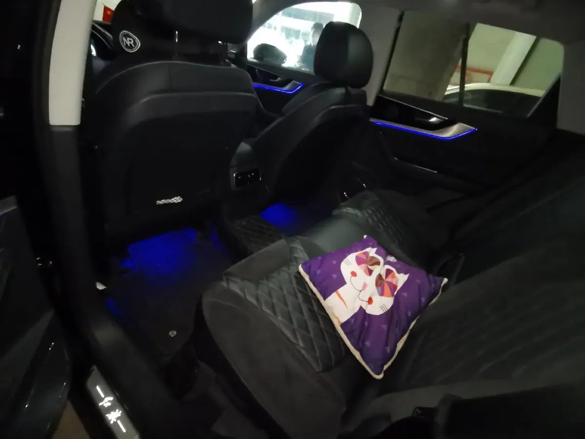 2019 HongQi HS5 2.0T 224HP L4 6AT,autocango,china used car exporter,china ev exporter,chinese used car exporter,chinese used ev exporter