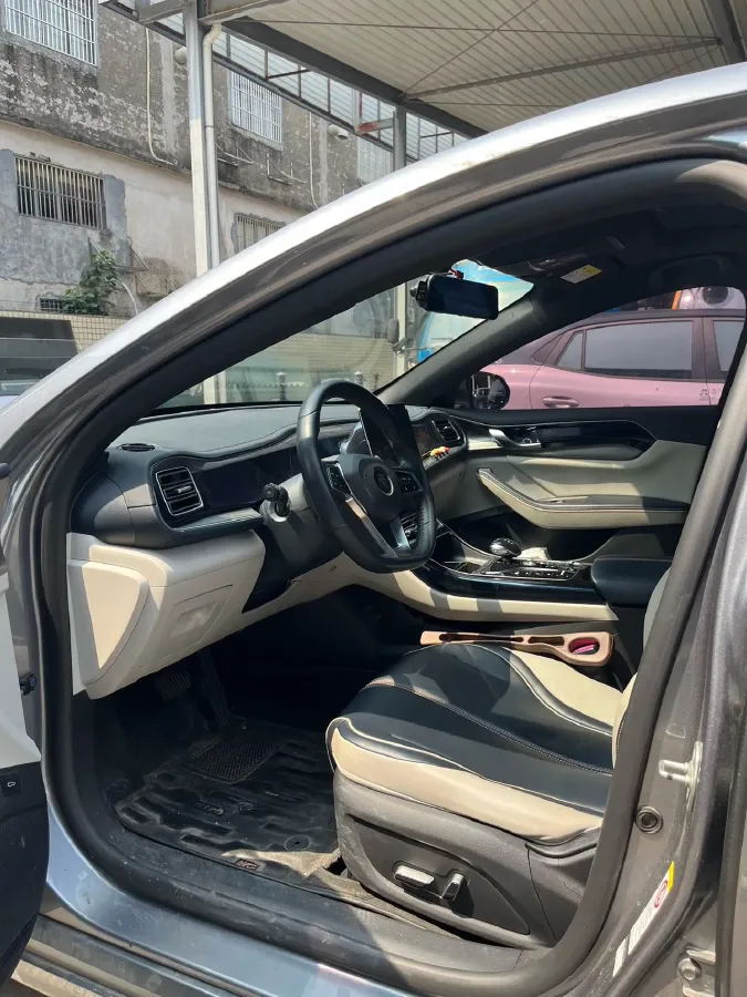 2021 Haval F7 1.5T 169HP L4 7DCT,autocango,china used car exporter,china ev exporter,chinese used car exporter,chinese used ev exporter