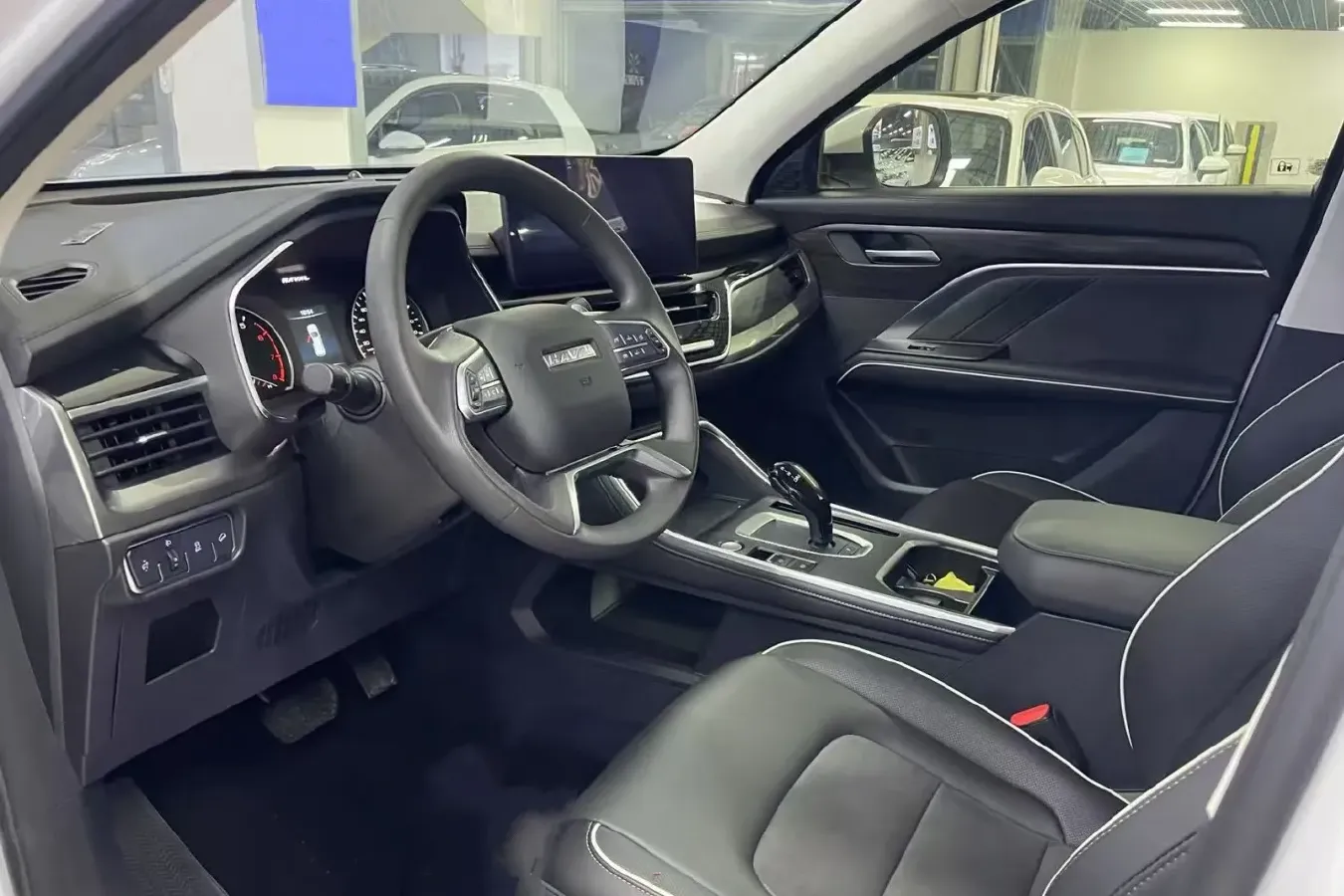 2021 Haval H6 1.5T 169HP L4 7DCT,autocango,china used car exporter,china ev exporter,chinese used car exporter,chinese used ev exporter