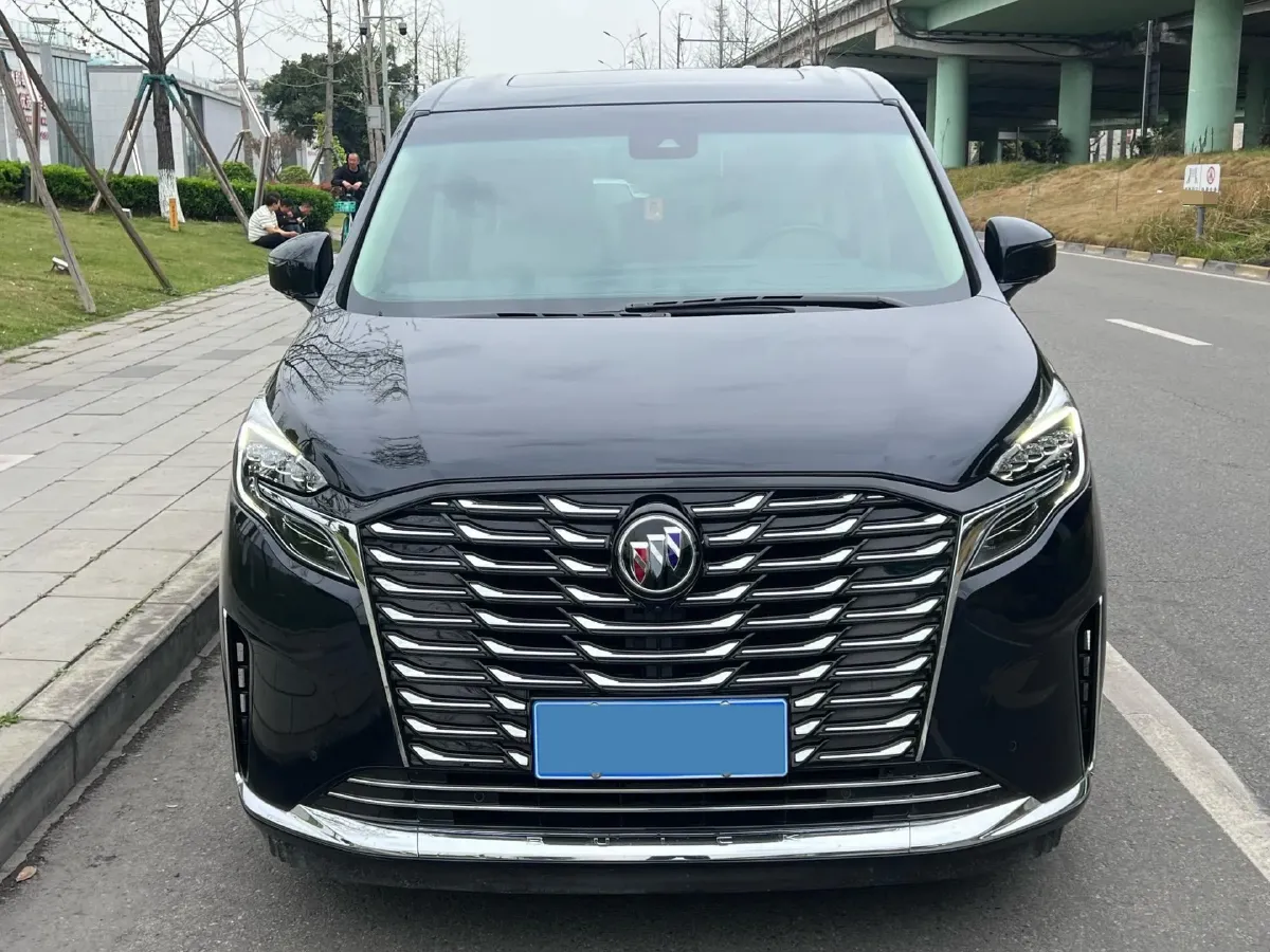 2023 Buick GL8 2.0T 237HP L4 9AT,autocango,china used car exporter,china ev exporter,chinese used car exporter,chinese used ev exporter
