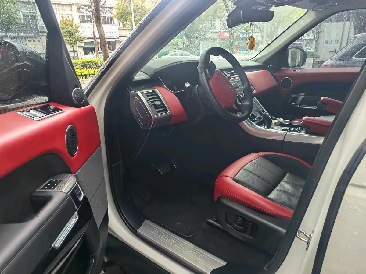 2020 Land Rover Range Rover Sport 3.0T 400HP L6 8AT,autocango,china used car exporter,china ev exporter,chinese used car exporter,chinese used ev exporter