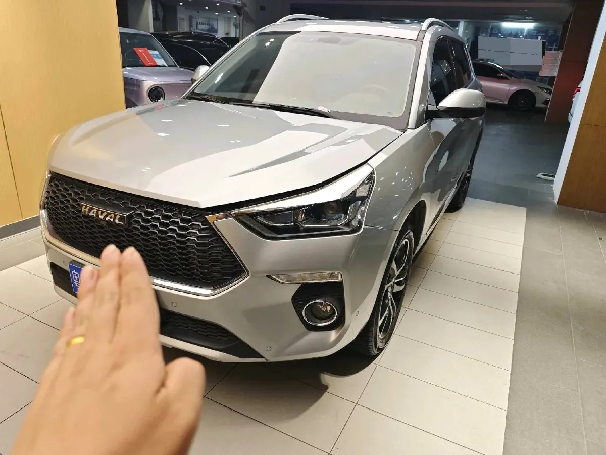 2018 Haval H6 Coupe 1.5T 169HP L4 7DCT,autocango,china used car exporter,china ev exporter,chinese used car exporter,chinese used ev exporter