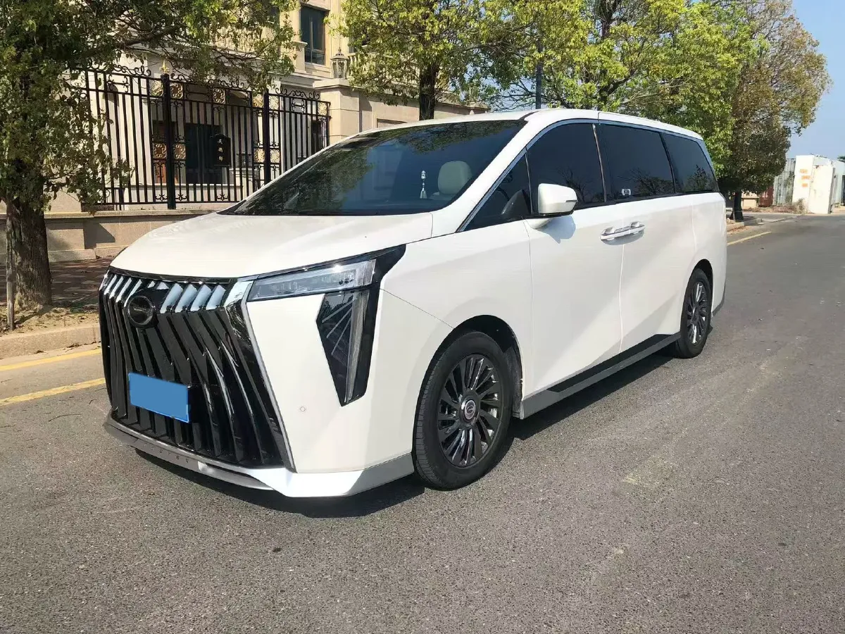 2023 GAC Trumpchi M8 2.0T 252HP L4 8AT,autocango,china used car exporter,china ev exporter,chinese used car exporter,chinese used ev exporter