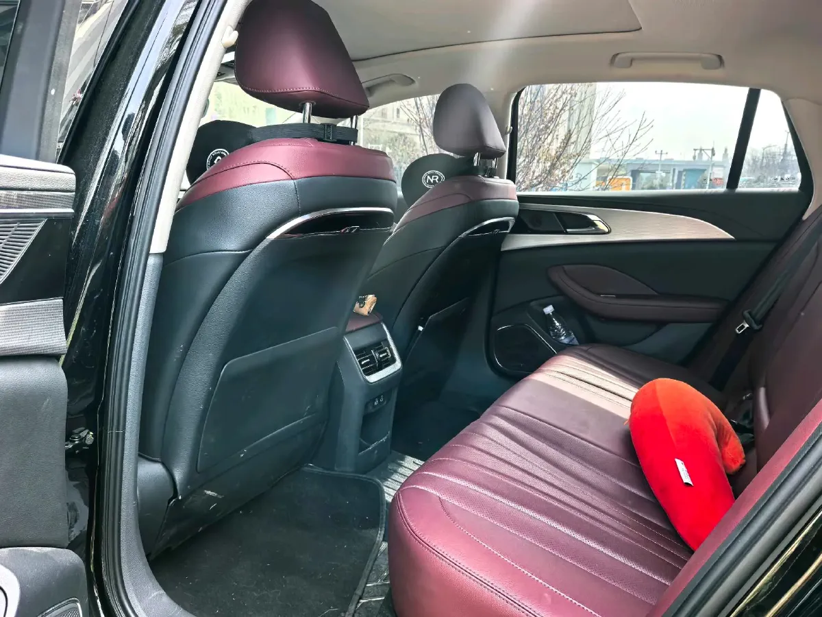 2024 HongQi H5 1.5T 169HP L4 7DCT,autocango,china used car exporter,china ev exporter,chinese used car exporter,chinese used ev exporter