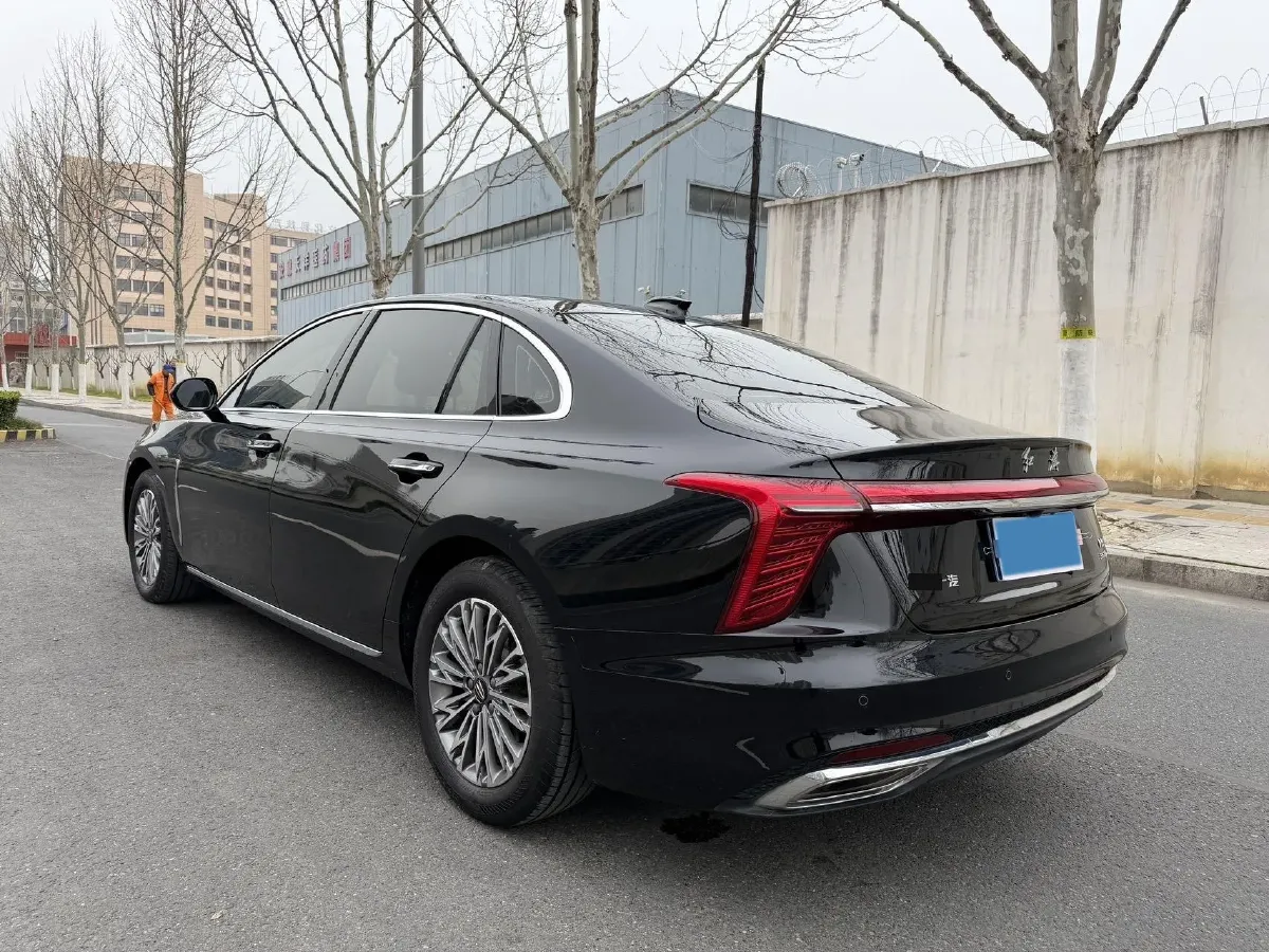 2023 HongQi H5 1.5T 169HP L4 7DCT,autocango,china used car exporter,china ev exporter,chinese used car exporter,chinese used ev exporter