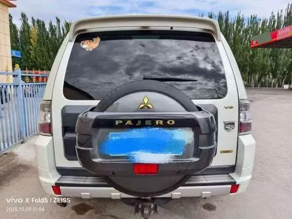 2016 Mitsubishi Pajero 3.0L 174HP V6 5AT,autocango,china used car exporter,china ev exporter,chinese used car exporter,chinese used ev exporter