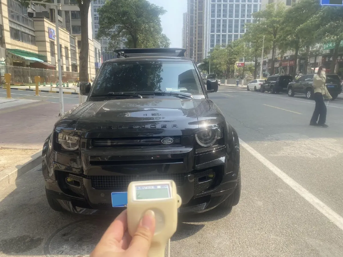 2024 Land Rover Defender 3.0T 400HP L6 8AT,autocango,china used car exporter,china ev exporter,chinese used car exporter,chinese used ev exporter