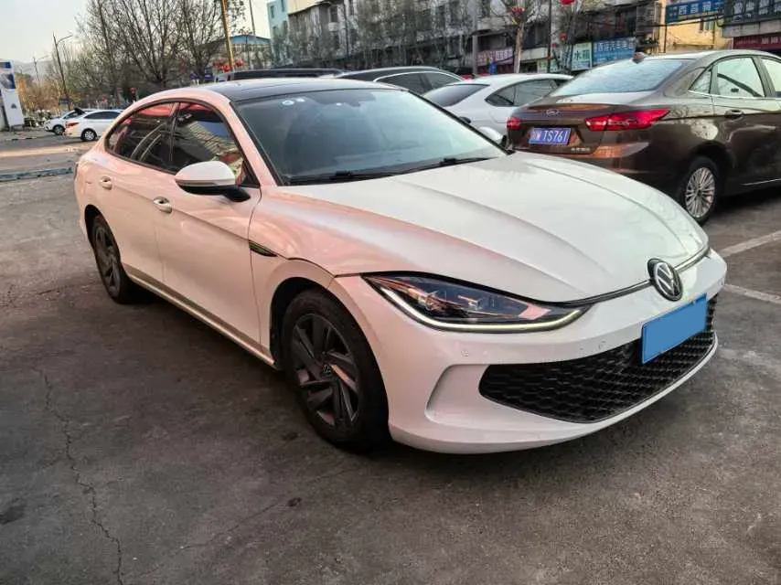 2024 Volkswagen Lamando 1.2T 116HP L4 7DCT,autocango,china used car exporter,china ev exporter,chinese used car exporter,chinese used ev exporter