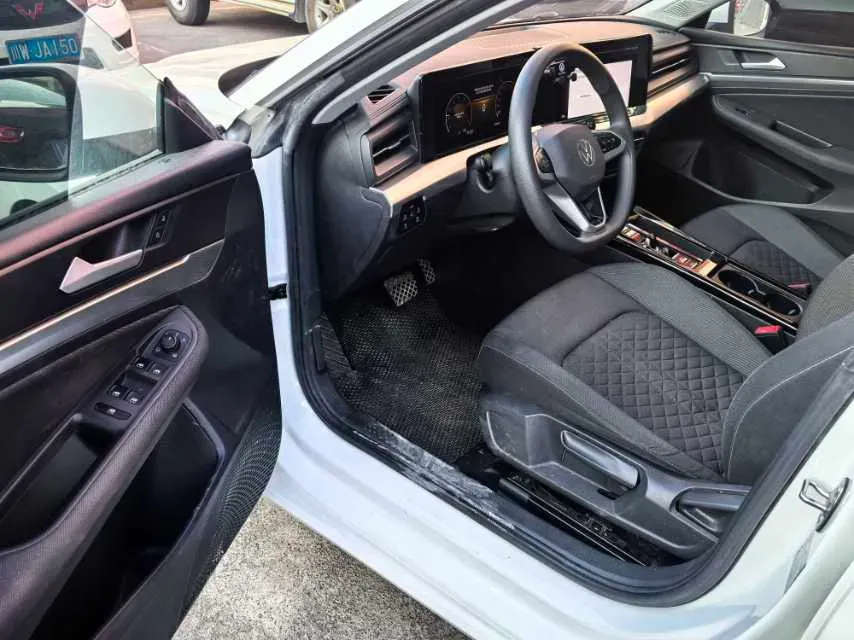 2024 Volkswagen Lamando 1.2T 116HP L4 7DCT,autocango,china used car exporter,china ev exporter,chinese used car exporter,chinese used ev exporter