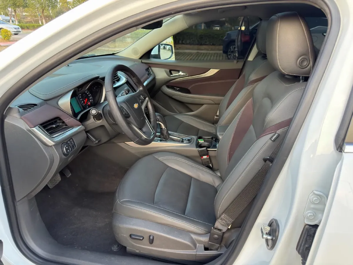 2018 Chevrolet Malibu 1.5T 170HP L4 6AT,autocango,china used car exporter,china ev exporter,chinese used car exporter,chinese used ev exporter