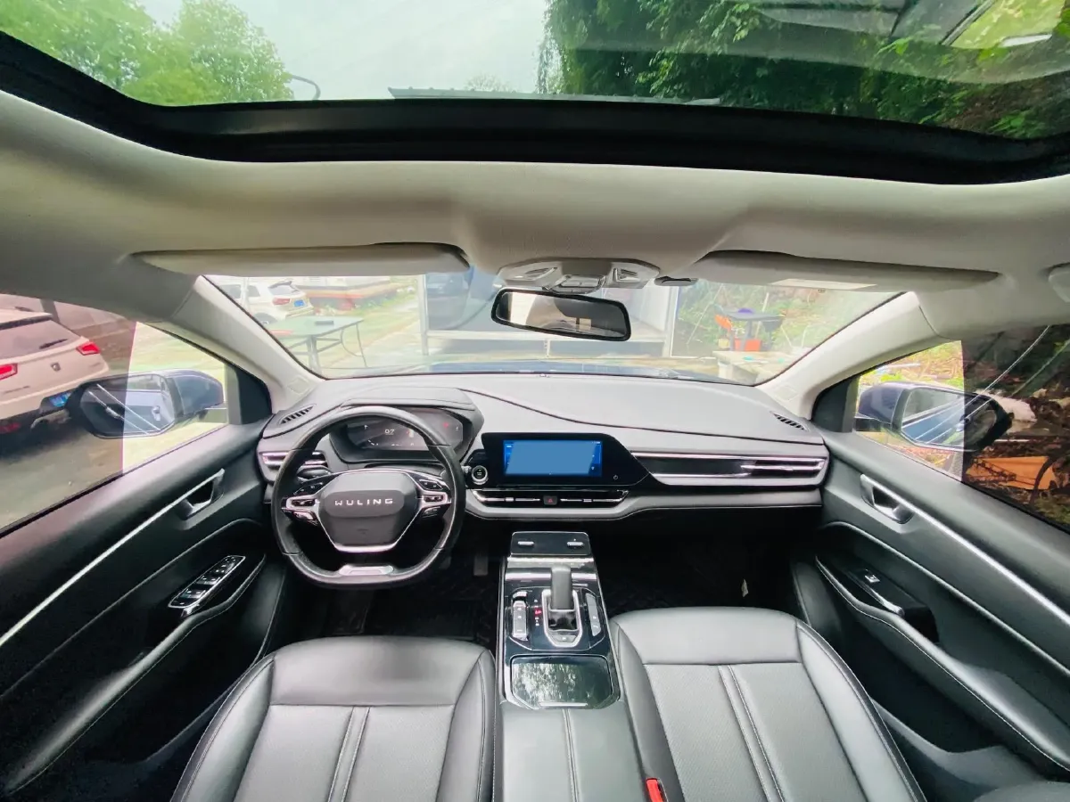 2020 WuLing KaiJie 1.5T 147HP L4 CVT,autocango,china used car exporter,china ev exporter,chinese used car exporter,chinese used ev exporter