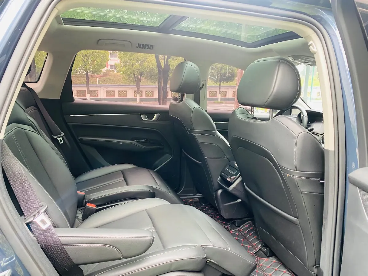 2020 WuLing KaiJie 1.5T 147HP L4 CVT,autocango,china used car exporter,china ev exporter,chinese used car exporter,chinese used ev exporter