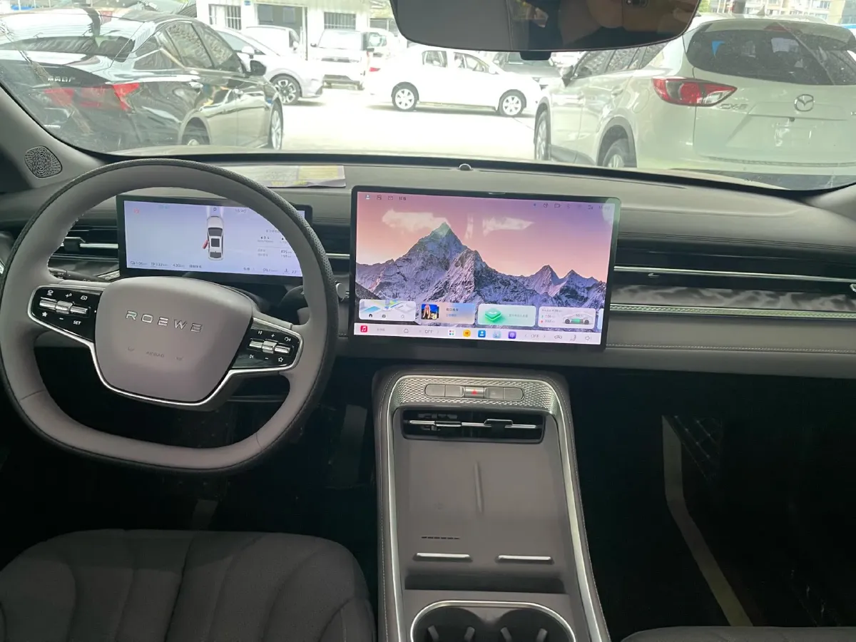 2025 Roewe M7 DMH 1.5L 112HP L4 1DHT PHEV,autocango,china used car exporter,china ev exporter,chinese used car exporter,chinese used ev exporter