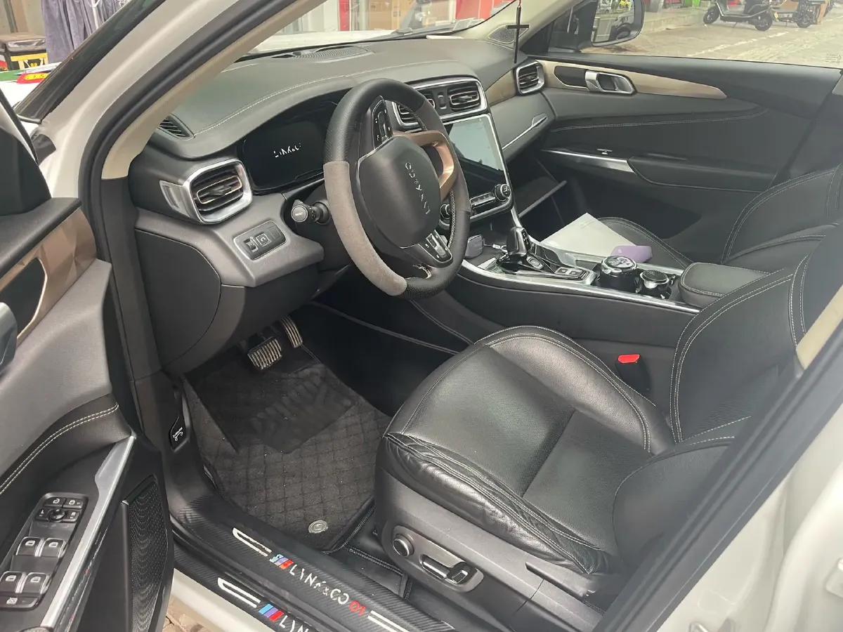 2018 Foton Tunland 2.0T 218HP L4 6AT,autocango,china used car exporter,china ev exporter,chinese used car exporter,chinese used ev exporter