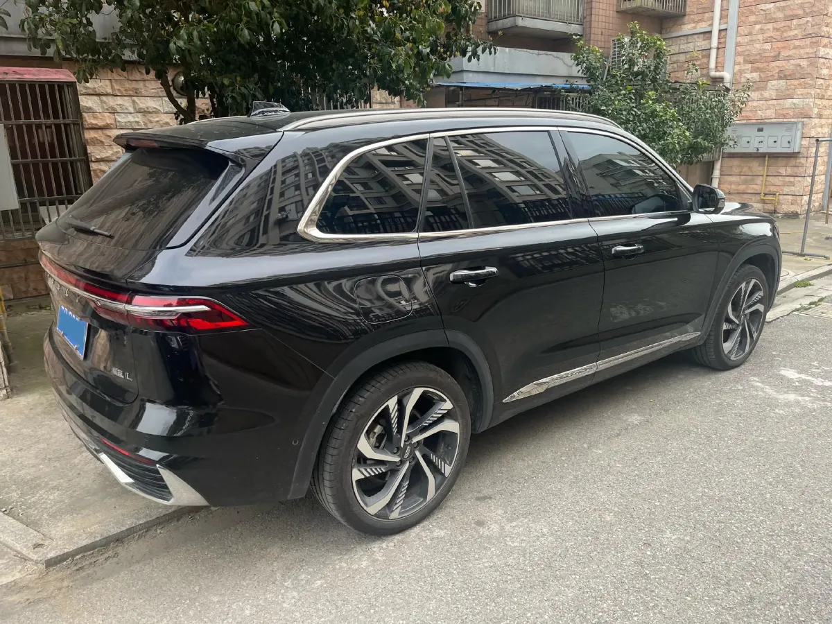 2021 Geely Monjaro 2.0T 218HP L4 7DCT,autocango,china used car exporter,china ev exporter,chinese used car exporter,chinese used ev exporter