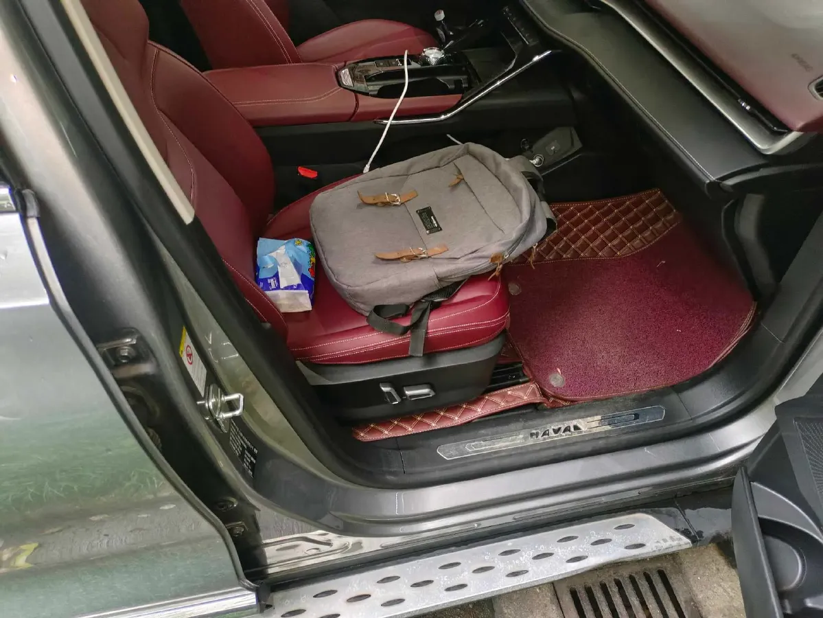 2021 Haval H6 1.5T 169HP L4 7DCT,autocango,china used car exporter,china ev exporter,chinese used car exporter,chinese used ev exporter