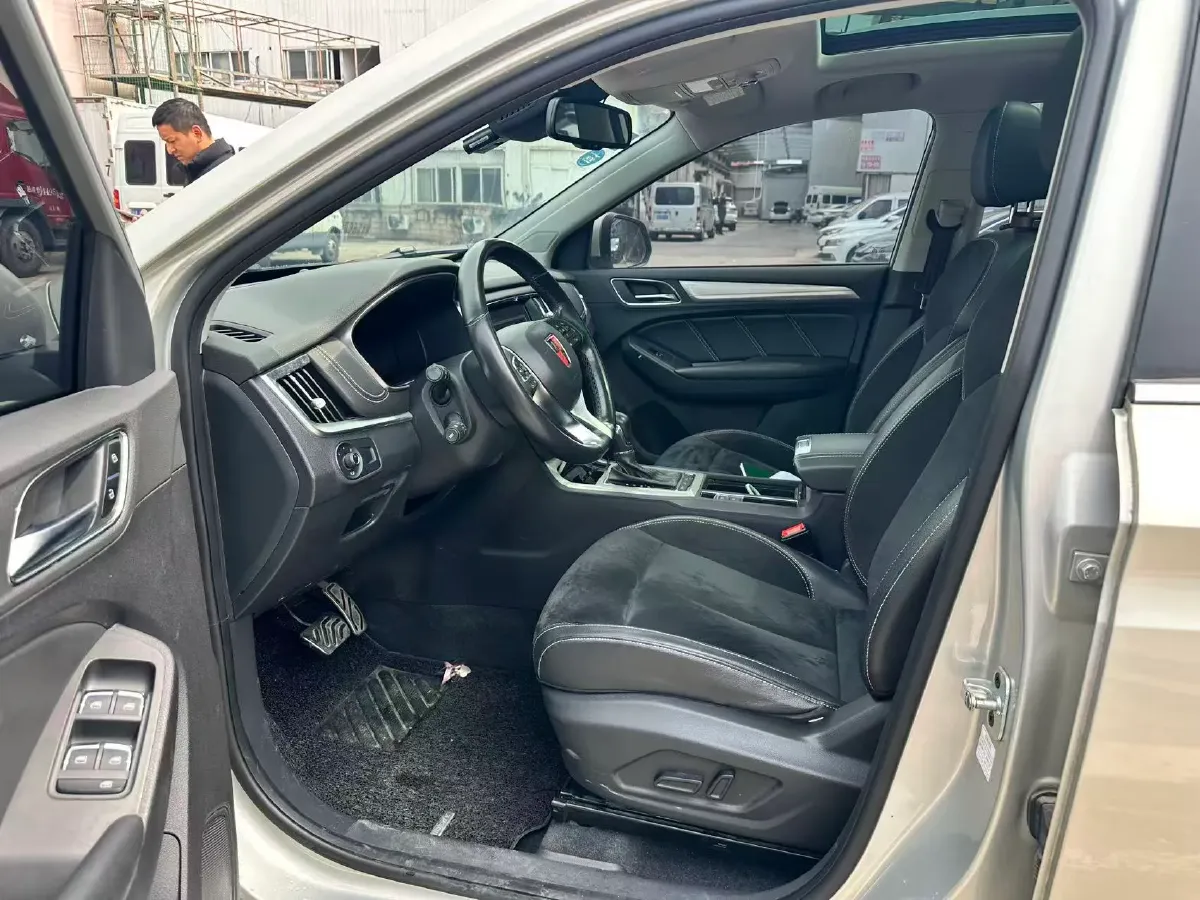 2017 Roewe RX5 1.5T 169HP L4 2AT PHEV 12KWH,autocango,china used car exporter,china ev exporter,chinese used car exporter,chinese used ev exporter