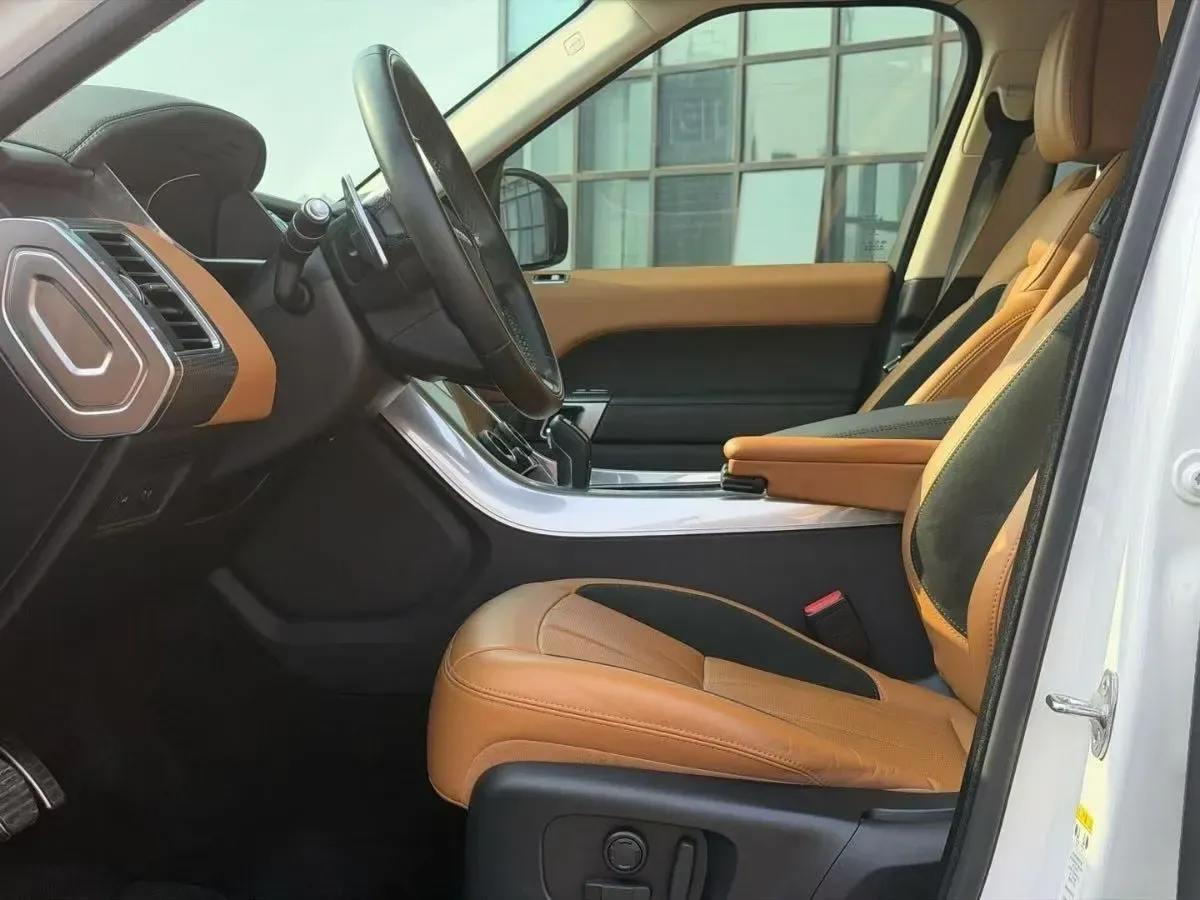 2023 Land Rover Range Rover Sport 3.0T 400HP L6 8AT,autocango,china used car exporter,china ev exporter,chinese used car exporter,chinese used ev exporter